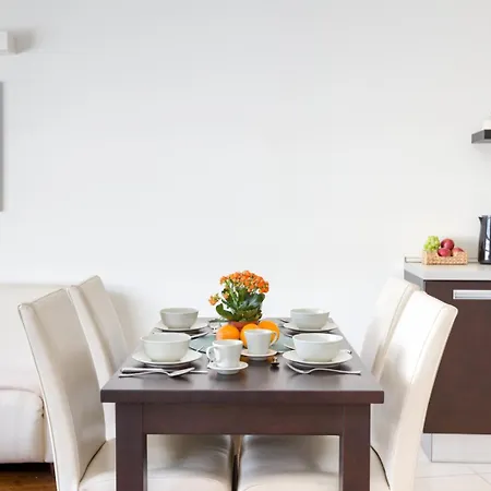 Woronicza Business Near Chopin Airport 바르샤바