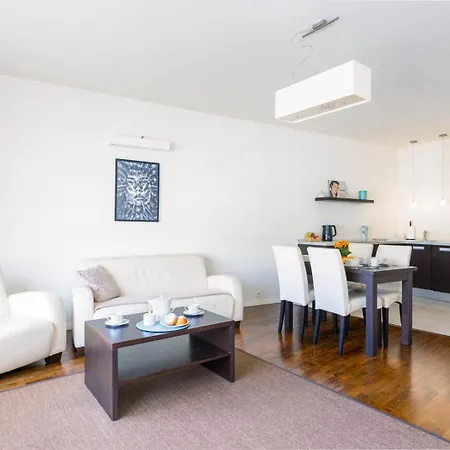 Mokotow - Business Center - Chopin Airport * Varsavia